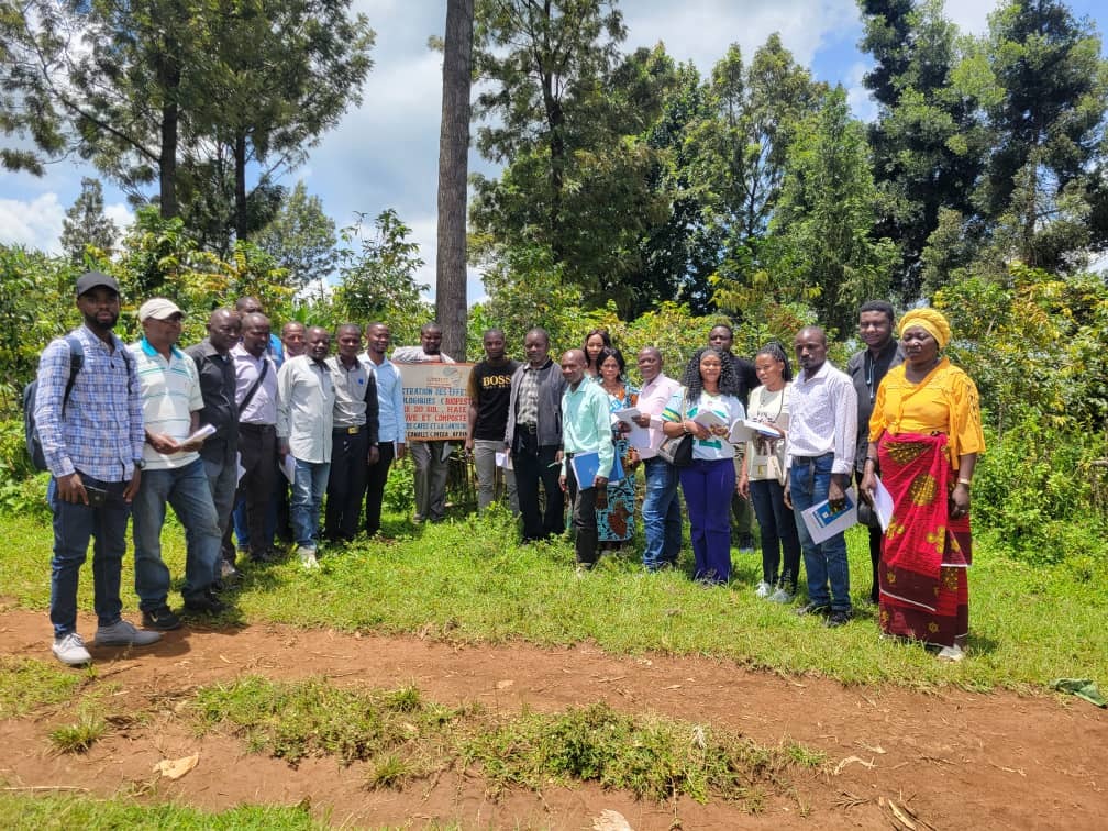 Learning from the Field: Local Cross-Visit Demonstrates Agroecological Innovations in Kabare